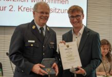 Hohe Auszeichnung für Kreisbrandrat Thomas Müller Bild vergrößern