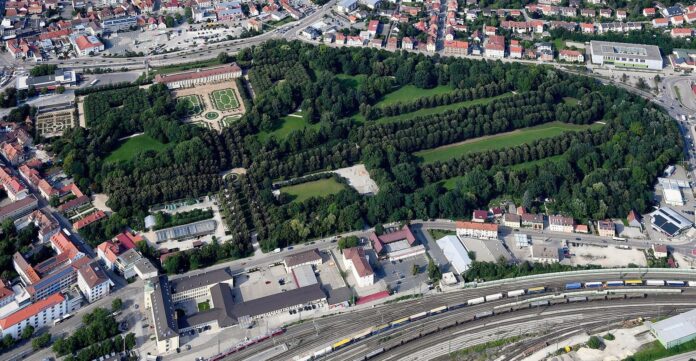 Aerial image of the Hofgarten Ansbach (view from the south)