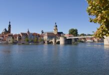 Kleine Hände, große Wirkung: Rund 3.900 Helfer bei der „Tour de Müll 2026“ Alte Mainbrücke Kitzingen