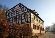 Kulmbach: Führungen über den alten Friedhof am 1. und 7. November Kulmbach Röthleinsberg 11