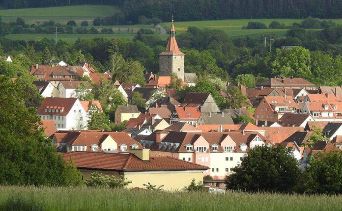 Neustadt a d Aisch - Hohe Straß - nördl Innenstadt, Nürnberger Tor v N
