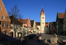 Fünftes Netzwerktreffen Tourismus: Digitale Buchbarkeit im Fokus Schwandorf oberer Marktplatz