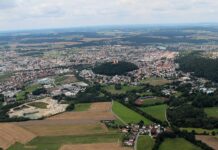 Hallenbad Dachelhofen: Gökhan Gök führt das neue „Bistro im Hallenbad“ Schwandorf 13 08 2016