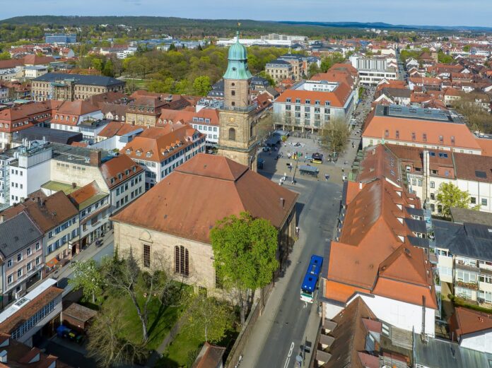 Erlangen Reformierte Pfarrkirche Luftbild- -RM-164736