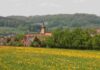 Hallerndorf feiert die 25. Zeltkerwa mit Baumaufstellen und Betzenaustanzen Weißenohe Blick (Weißenohe)