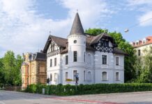 Regensburg: Blog deutet Sonntagsevangelium zur Kaisersteuer Regensburg, D.-Martin-Luther-Straße 17, 2017-06 CN