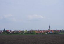 Frankenwinheim: Seniorenkreis feiert siebtes Oktoberfest mit 58 Gästen Grettstadt pano 2016 (Grettstadt)