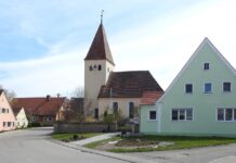 Mehr Tempo, mehr Möglichkeiten: Glasfaser für das Gewerbegebiet in Muhr am See Westheim, WUG - Hüssingen - Kirche v N (Westheim)