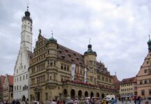 Freystadt: Blockheizkraftwerk mit 100 Kilowatt geht in die Ukraine Rathaus: Rothenburg BW